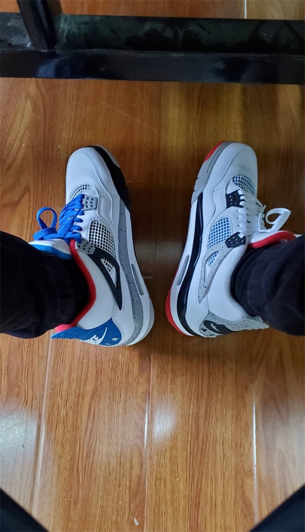 Air Jordan 4 Retro SE 'What The 4' photo review